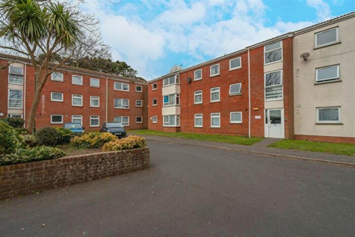 1 Bedroom Flat To Rent In Chipley Court, Hawthorn Road, Bognor Regis, PO21