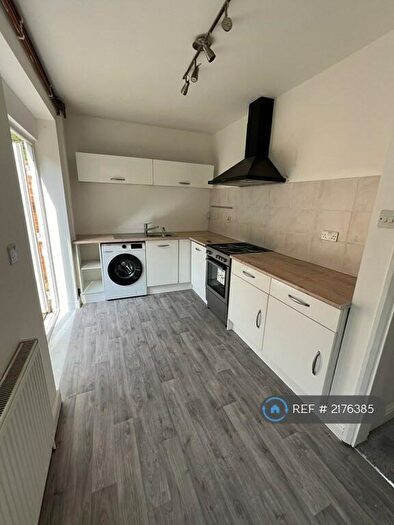 3 Bedroom Semi-Detached House To Rent In Astill Drive, Leicester, LE4