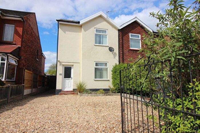 2 Bedroom Semi-Detached House To Rent In Poulton Road, Southport, PR9