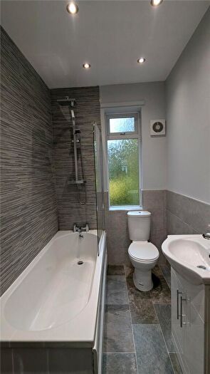 2 Bedroom Apartment To Rent In Granville Road, Gosforth, Newcastle Upon Tyne, NE3