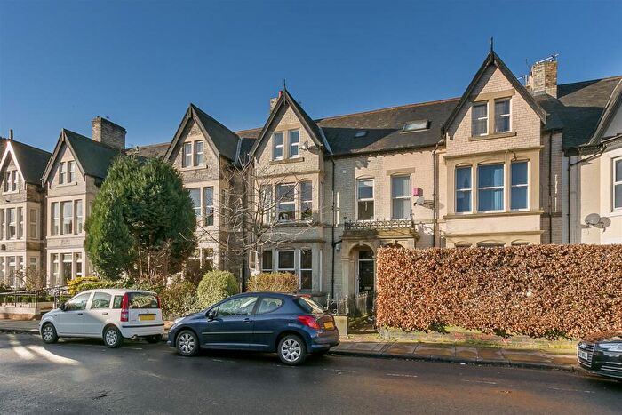 2 Bedroom Flat To Rent In Sanderson Road, Jesmond, Newcastle Upon Tyne, NE2