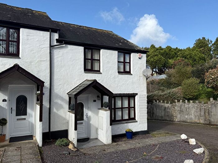 2 Bedroom End Of Terrace House For Sale In Farriers Cottages, Plympton, PL7