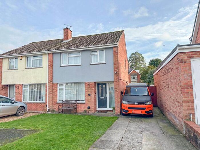 3 Bedroom Semi Detached House For Sale In Shepton Mallet, BA4