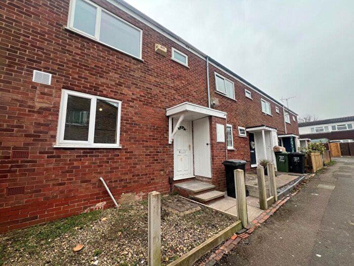 3 Bedroom Terraced House To Rent In Astley Close, Redditch, B98