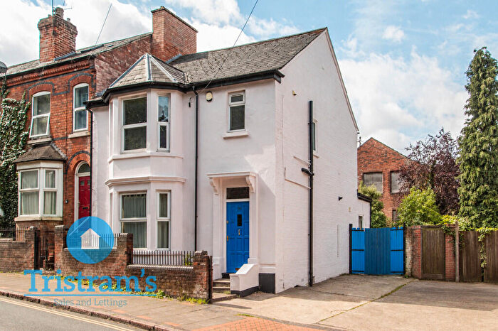3 Bedroom Semi Detached House To Rent In Southey Street, Nottingham, NG7