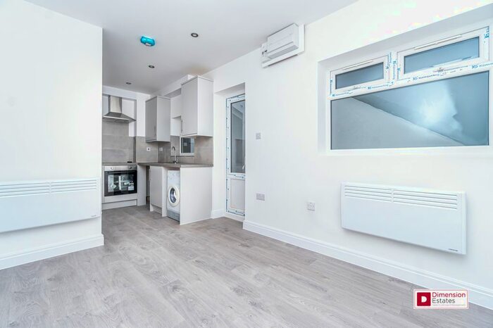 Studio To Rent In Lower Clapton Road, Lower Clapton, Hackney, E5