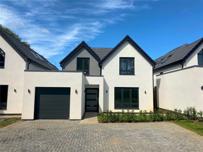 4 Bedroom Detached House To Rent In Boughton Hill Gardens, Harborough Road North, Northampton, NN2