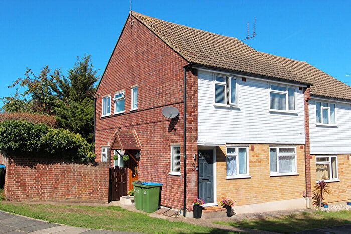 2 Bedroom Maisonette For Sale In High Point, New Eltham, SE9
