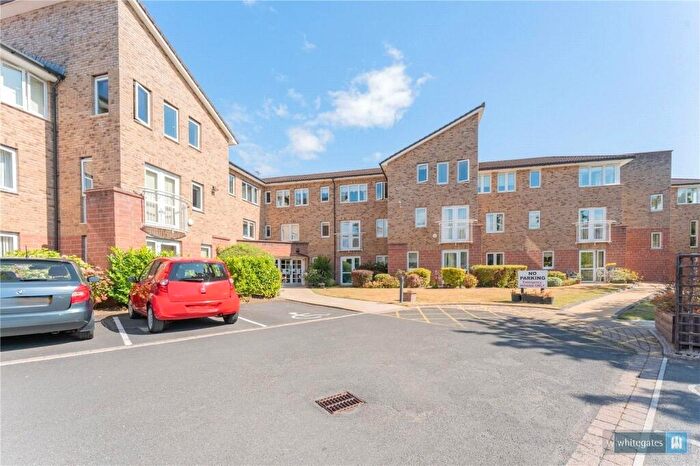 1 Bedroom Apartment For Sale In Twickenham Drive, Liverpool, Merseyside, L36