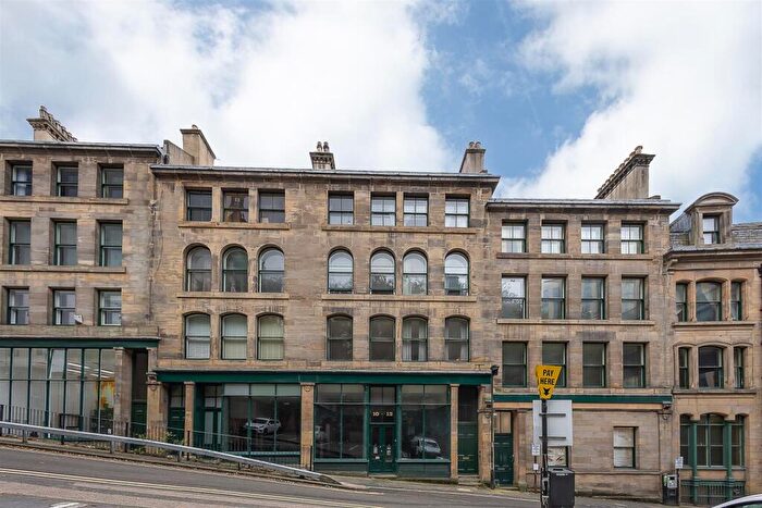 1 Bedroom Flat For Sale In Akenside Hill, Quayside, Newcastle Upon Tyne, NE1
