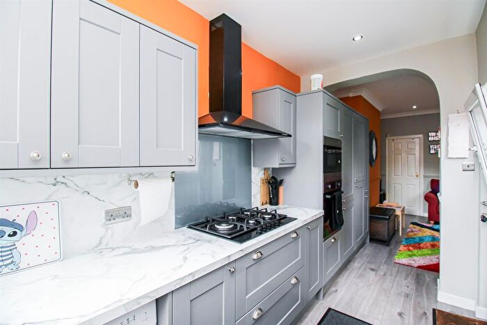 3 Bedroom Terraced House For Sale In Featherstone Lane, Featherstone, Pontefract, WF7