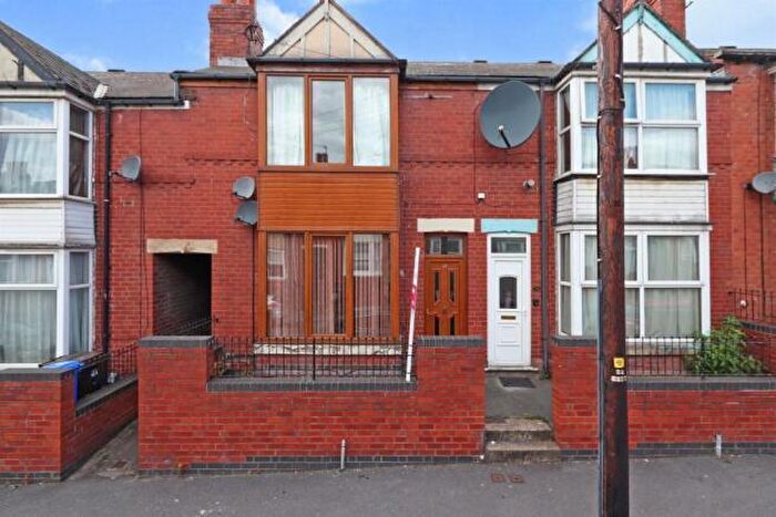 2 Bedroom Terraced House For Sale In Hawkshead Road, Sheffield, S4