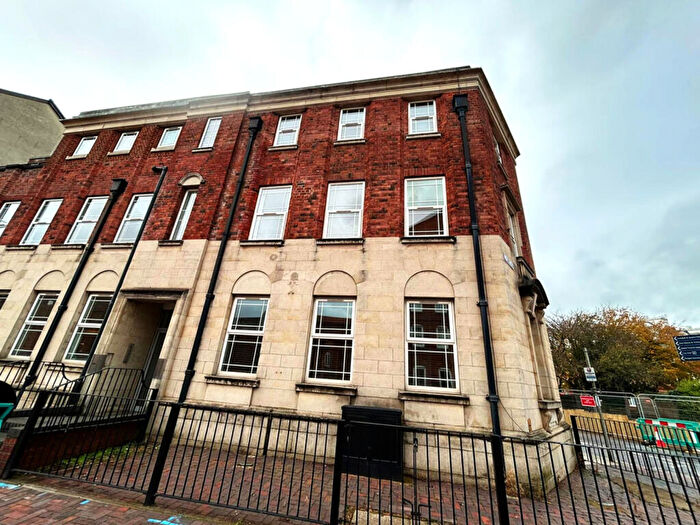 1 Bedroom Apartment To Rent In The Zinc Building, High Street, HU1