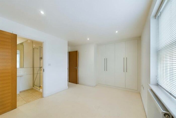 3 Bedroom Terraced House For Sale In Litten Terrace, Chichester, PO19