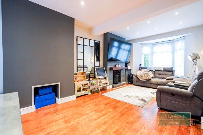 3 Bedroom Terraced House For Sale In Van Road, Caerphilly, CF83