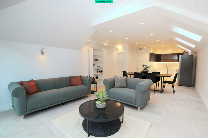 6 Bedroom Terraced House To Rent In Rainbow Street, London, SE5