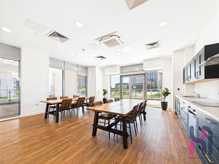 1 Bedroom Flat To Rent In Media City, Michigan Point Tower D, Michigan Avenue, Salford, M50