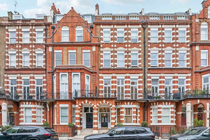 1 Bedroom Flat For Sale In Bramham Gardens, London, SW5