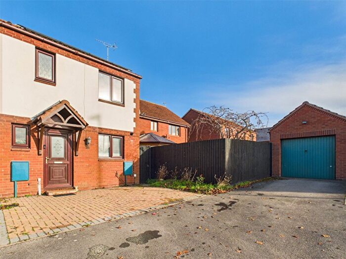 3 Bedroom Semi Detached House For Sale In Waterton Close, Hucclecote, Gloucester, Gloucestershire, GL3