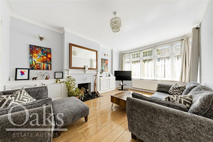 3 Bedroom Terraced House For Sale In Upwood Road, Norbury, SW16
