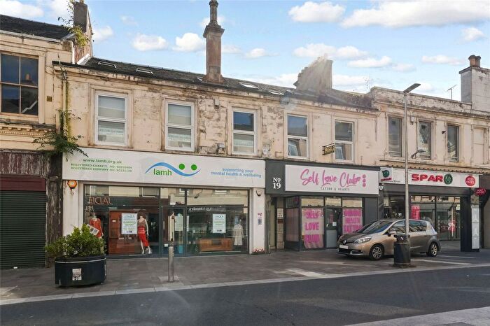 2 Bedroom Flat For Sale In Cadzow Street, Hamilton, South Lanarkshire, ML3