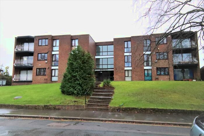 2 Bedroom Flat To Rent In Brownlow Road, Croydon, CR0