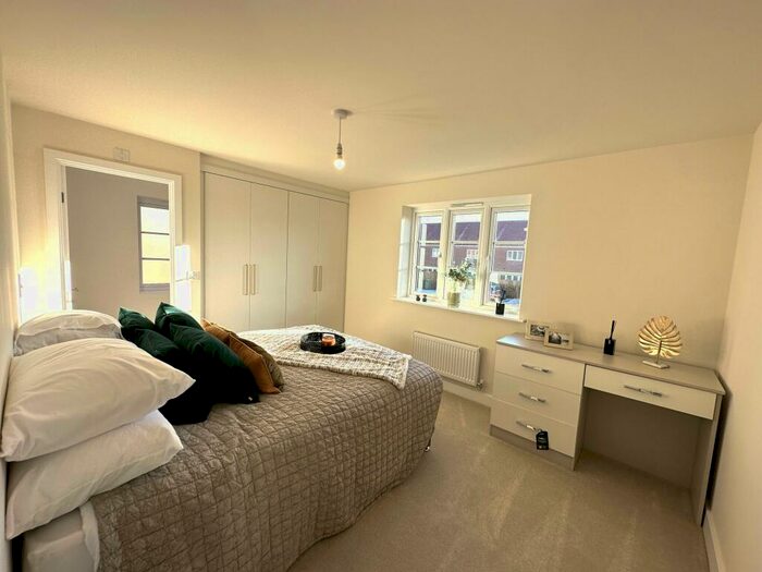 3 Bedroom Detached House For Sale In Harvest Road, Market Harborough, Leicestershire, LE16