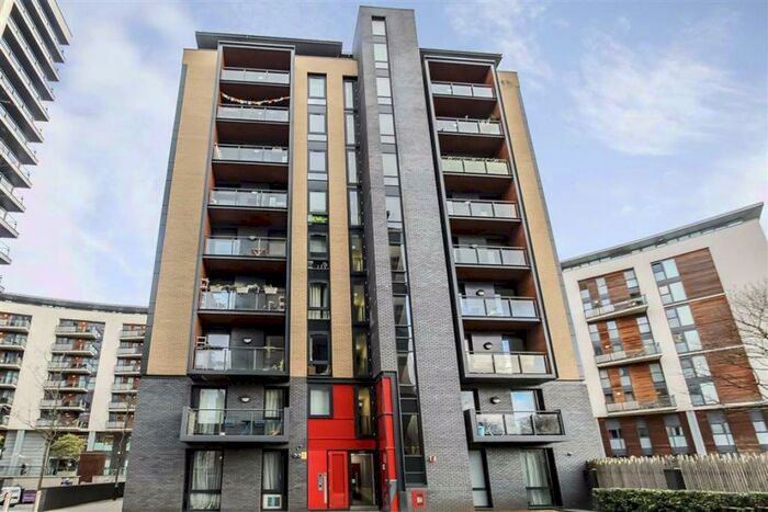 1 Bedroom Flat To Rent In Palmers Road, Bethnal Green, E2