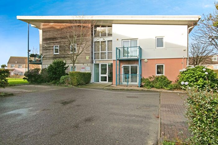 1 Bedroom Flat For Sale In Vyvyans Court, Tuckingmill, Camborne, Cornwall, TR14