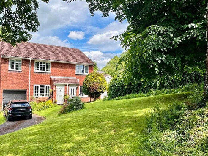 2 Bedroom Semi-Detached House For Sale In Lisures Drive, Sutton Coldfield, B76