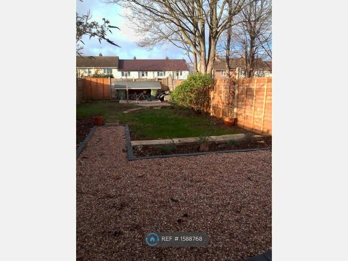 3 Bedroom End Of Terrace House To Rent In Cedar Road, Nuneaton, CV10