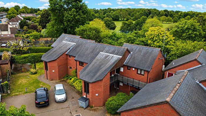 1 Bedroom Flat For Sale In St. Agnells Court, Hemel Hempstead, HP2