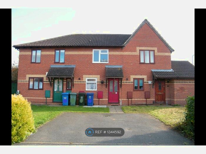 2 Bedroom Terraced House To Rent In Holm Way, Bicester, OX26