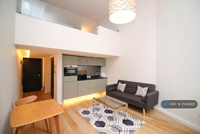 1 Bedroom Flat To Rent In Mcdonald Road, Edinburgh, EH7