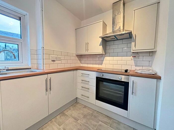2 Bedroom End Of Terrace House To Rent In Fforchaman Road, Cwmaman, Aberdare, CF44