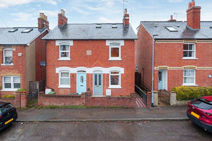 3 Bedroom Semi-Detached House For Sale In Victoria Road, Wargrave, Reading, Berkshire, RG10