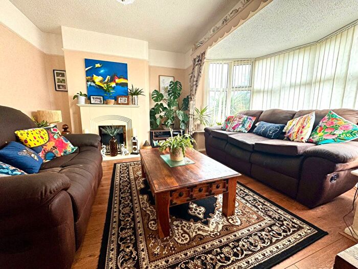 3 Bedroom Semi-Detached House For Sale In Bournville Road, Weston-Super-Mare, BS23