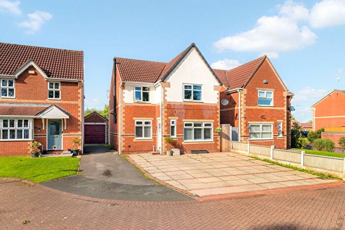 3 Bedroom Detached House For Sale In Atterbury Close, Widnes, WA8
