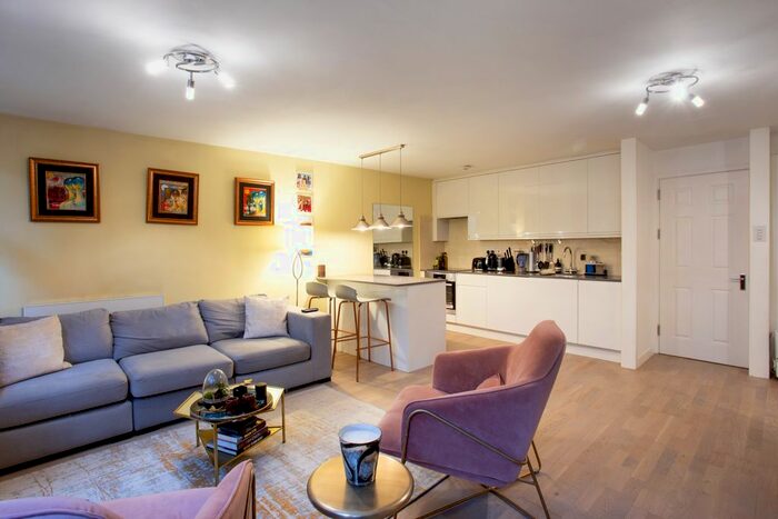 1 Bedroom Flat To Rent In South Rise, St George's Fields, London, W2