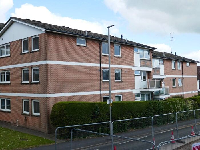 2 Bedroom Flat To Rent In Grove Court, Dorchester, DT1