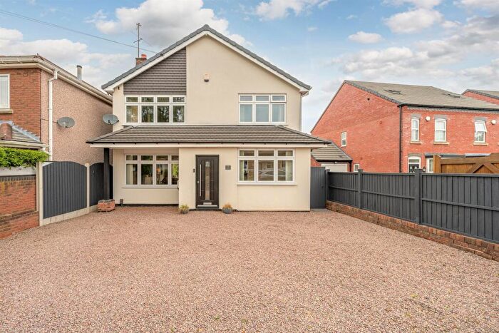 3 Bedroom Detached House For Sale In Hopyard Lane, Lower Gornal, DY3