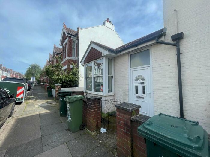 1 Bedroom Flat To Rent In Montefiore Road, Hove, East Sussex, BN3