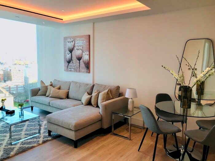 2 Bedroom Flat To Rent In Bollinder Place, London, EC1V