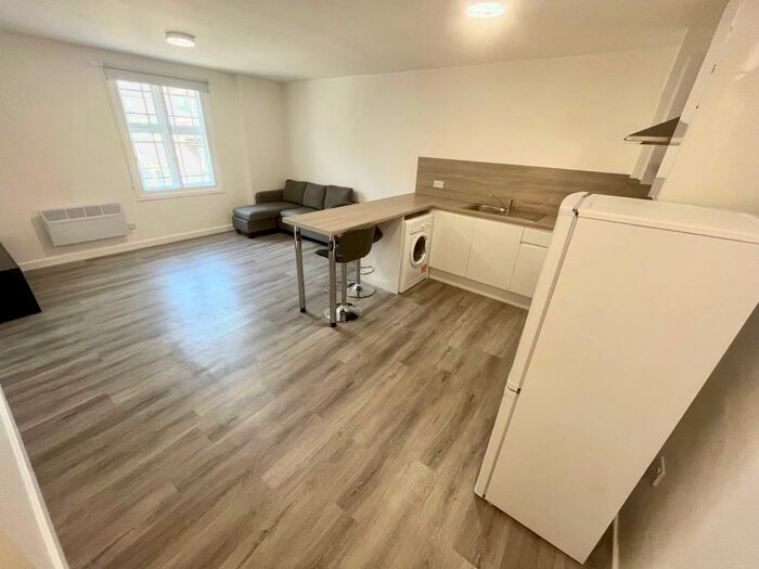 2 Bedroom Apartment To Rent In Rockingham Street, Sheffield, S1