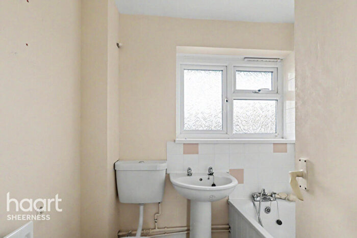 3 Bedroom End Of Terrace House For Sale In Donald Moor Avenue, Sittingbourne, ME9