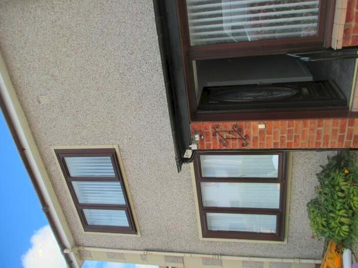 2 Bedroom End Of Terrace House To Rent In St. Albans Terrace, Dundee, DD3