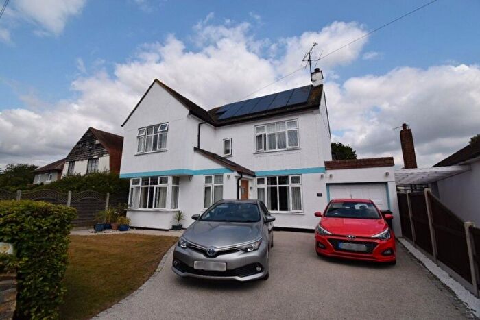 4 Bedroom Detached House To Rent In Greenway, Frinton-on-Sea, CO13