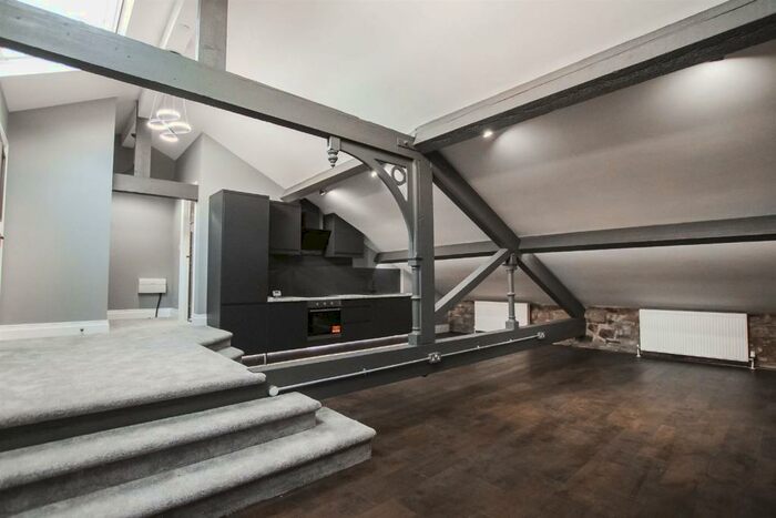 2 Bedroom Apartment To Rent In Irwell Terrace, Bacup, OL13