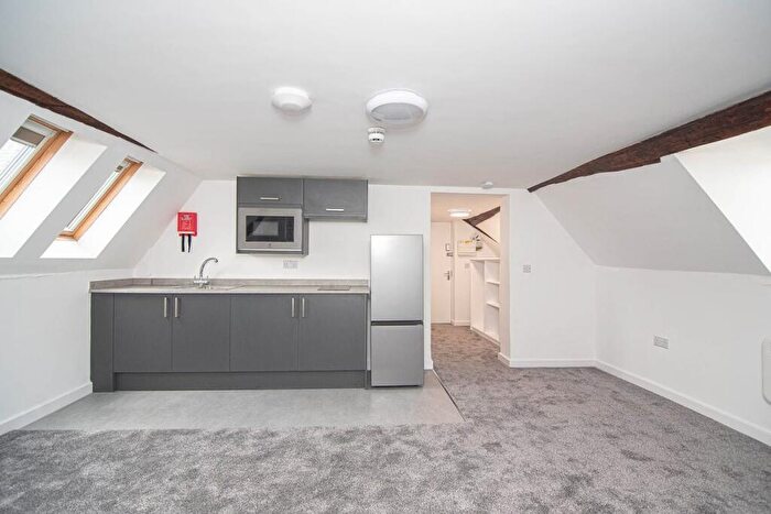 Studio To Rent In Nether Hall Road Doncaster, DN1