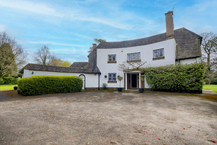 4 Bedroom House To Rent In Stoneleigh Road, Leamington Spa, CV32